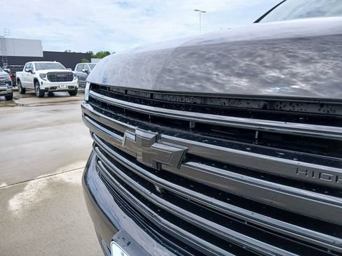 Used 2023 Chevrolet Tahoe High Country AWD/4WD image 39
