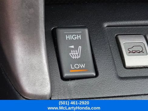 Used 2017 Subaru Forester 2.5i Premium w/ All-Weather Package AWD/4WD image 26
