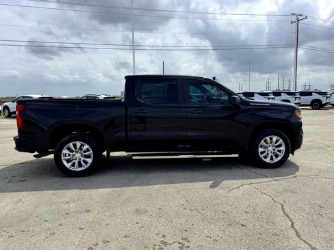 Used 2024 Chevrolet Silverado 1500 Custom image 5