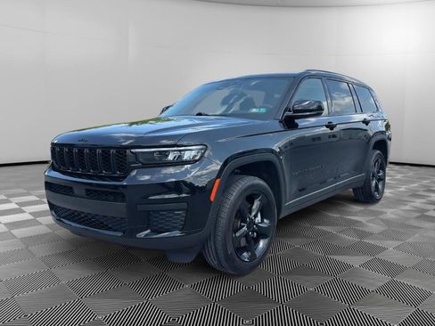 Used 2023 Jeep Grand Cherokee L Altitude AWD/4WD image 1