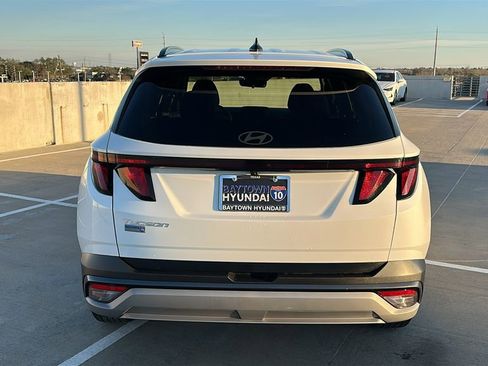 Certified 2025 Hyundai Tucson SEL image 11