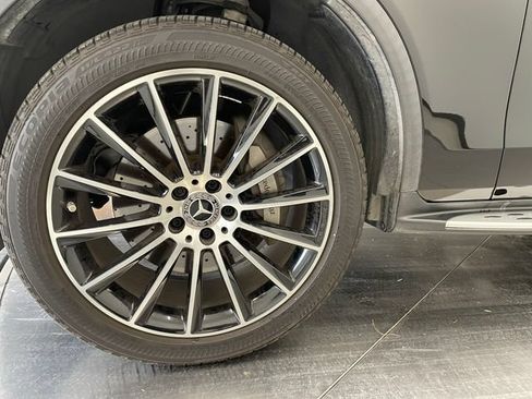 Certified 2023 Mercedes-Benz GLC 300 4MATIC Coupe image 9