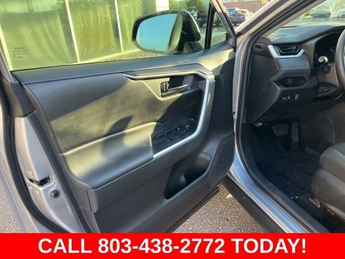 Used 2024 Toyota RAV4 LE AWD/4WD image 5