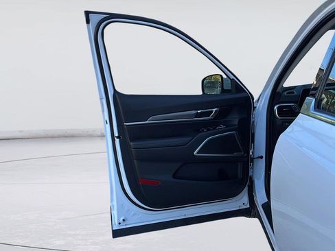 New 2025 Kia Telluride S AWD/4WD image 9