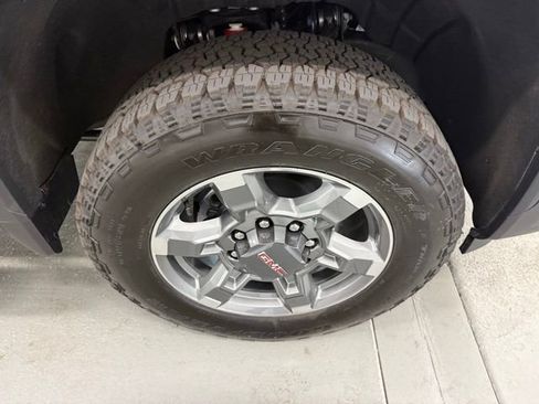 New 2026 GMC Sierra 2500 SLT w/ SLT Premium Package image 4