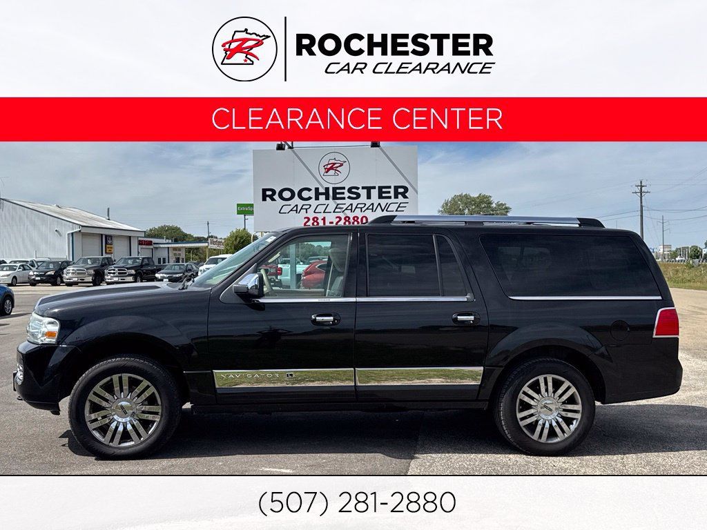 Used 2010 Lincoln Navigator L 4WD image 1