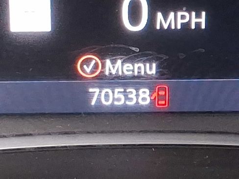 Used 2019 Chevrolet Equinox Premier image 21