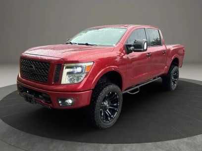Used 2018 Nissan Titan PRO-4X w/ Pro-4x Convenience Package