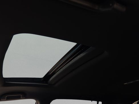 Used 2025 Honda Passport TrailSport image 12