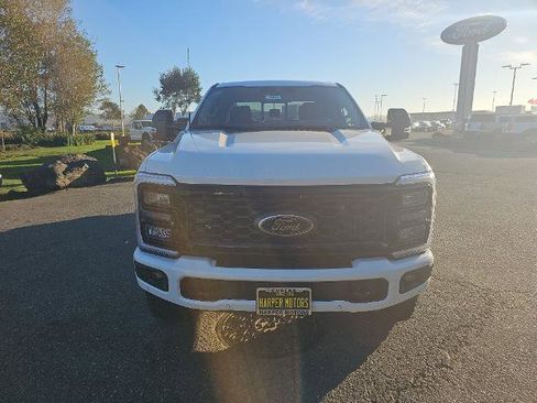 New 2025 Ford F350 Lariat w/ Lariat Ultimate Package image 10