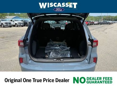 New 2025 Ford Escape ST-Line Elite w/ Class II Trailer Tow Package image 12