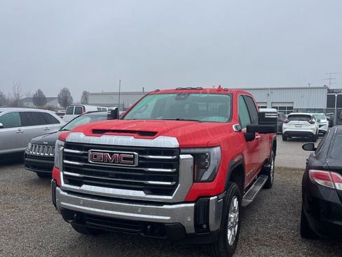 Used 2024 GMC Sierra 2500 SLT w/ SLT Convenience Package image 1
