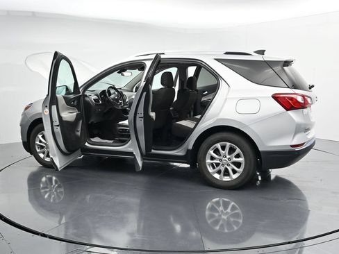 Used 2018 Chevrolet Equinox LT w/ Sun & Infotainment Package FWD image 42