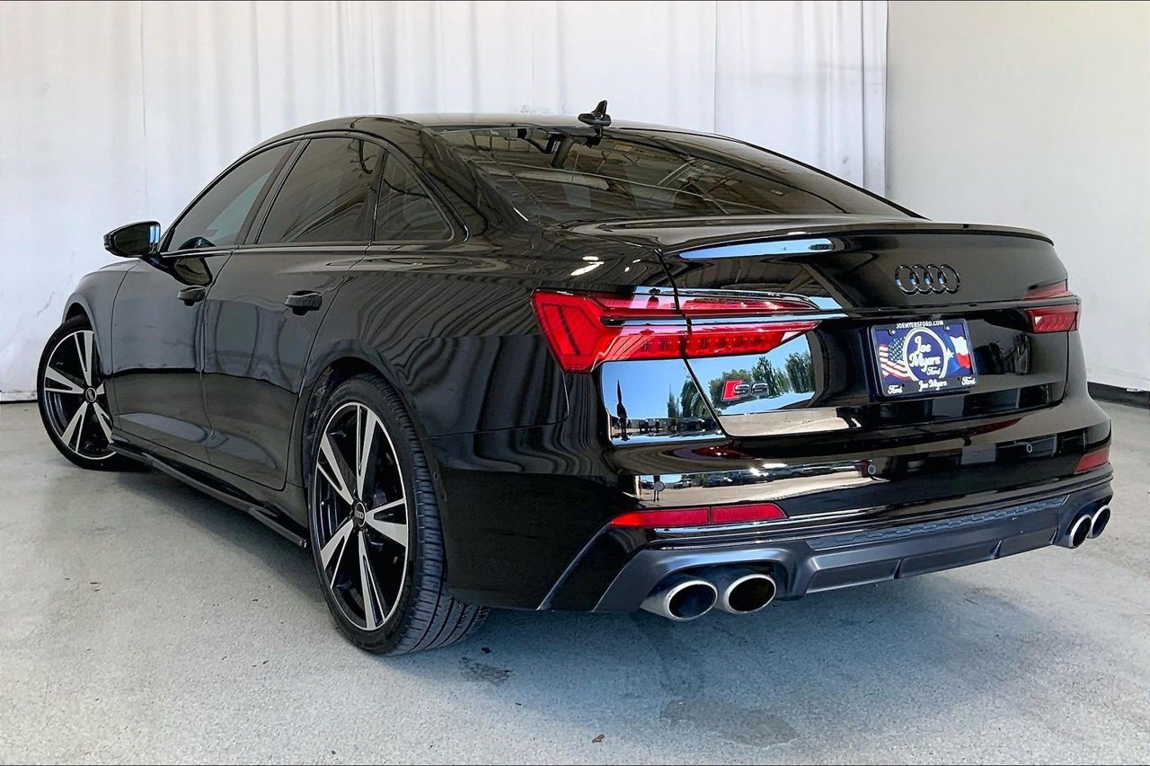 Used 2022 Audi S6 Premium Plus w/ S Sport Package AWD/4WD image 4