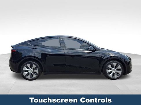 Used 2023 Tesla Model Y Long Range AWD/4WD image 9
