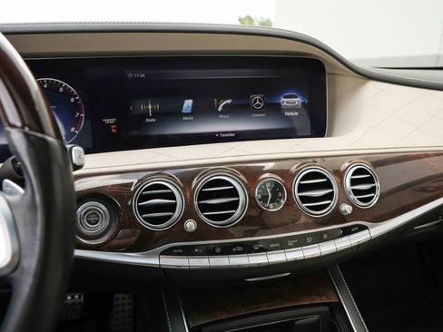 Used 2018 Mercedes-Benz S 560 4MATIC Sedan image 9