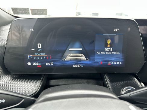 Used 2025 Chevrolet Equinox LT image 26