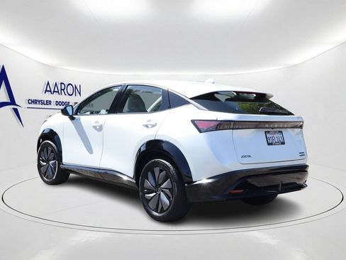 Used 2024 Nissan Ariya AWD image 7