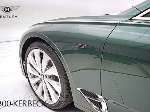 Used 2024 Bentley Continental GT V8 image 10