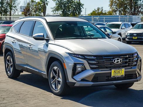 New 2026 Hyundai Tucson SEL image 3