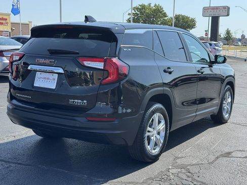 Used 2022 GMC Terrain SLE FWD image 5