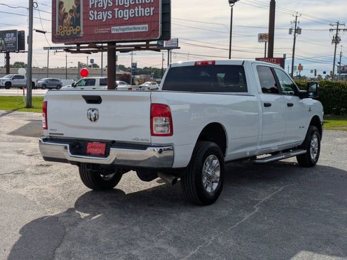 Used 2024 RAM 3500 Big Horn AWD/4WD image 7