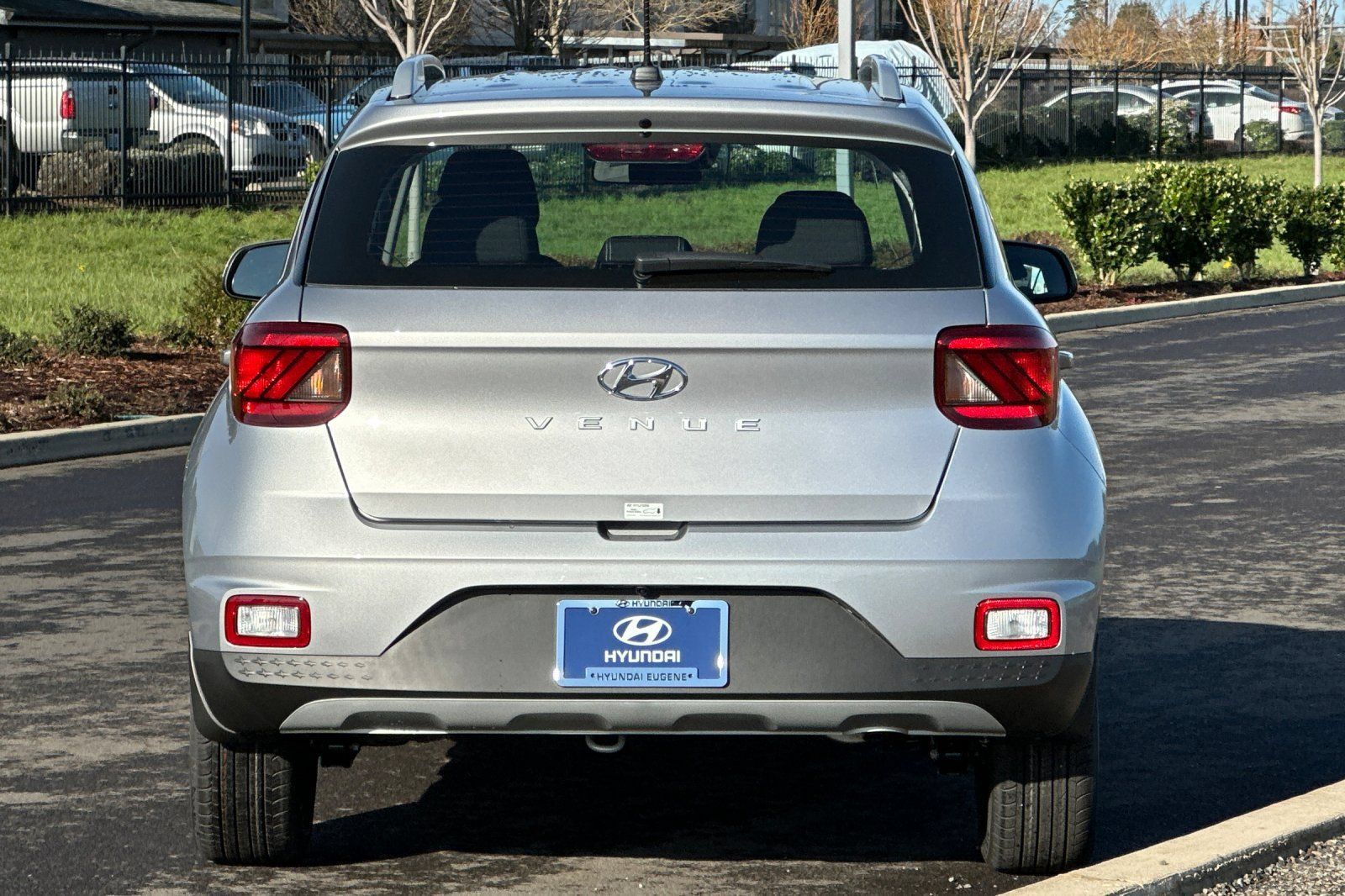 Used 2026 Hyundai Venue SEL FWD image 4