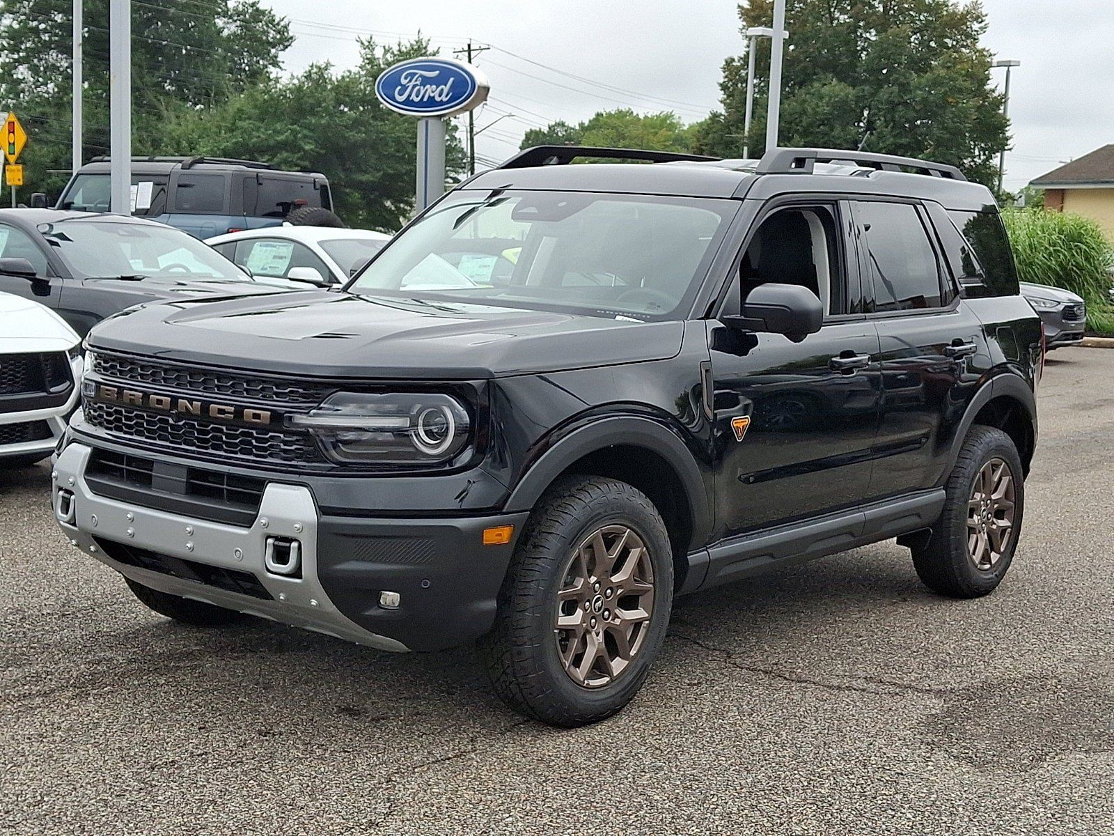 New 2026 Ford Bronco Sport Badlands w/ Bronze Package AWD/4WD image 3