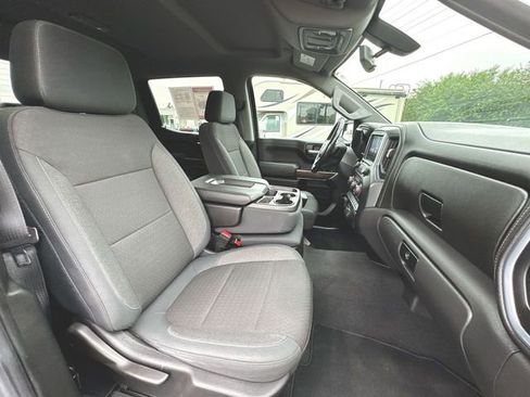 Used 2019 Chevrolet Silverado 1500 LT Trail Boss w/ Convenience Package AWD/4WD image 26