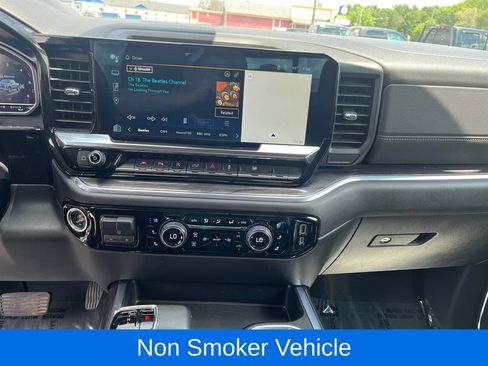 Used 2024 Chevrolet Silverado 1500 LTZ w/ LTZ Premium Package AWD/4WD image 23