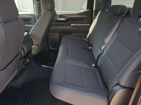 Used 2025 Chevrolet Silverado 1500 LT RWD image 23