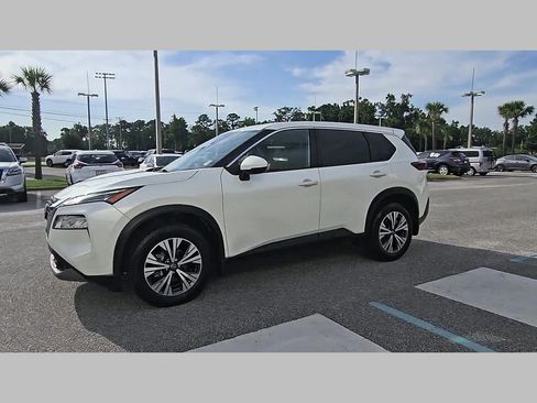 Used 2023 Nissan Rogue SV FWD image 23
