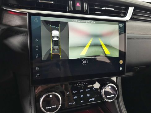 Used 2022 Jaguar F-PACE S AWD/4WD image 30