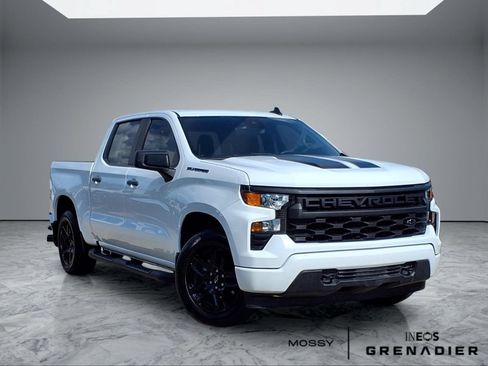 Used 2023 Chevrolet Silverado 1500 Custom w/ Rally Edition RWD image 1