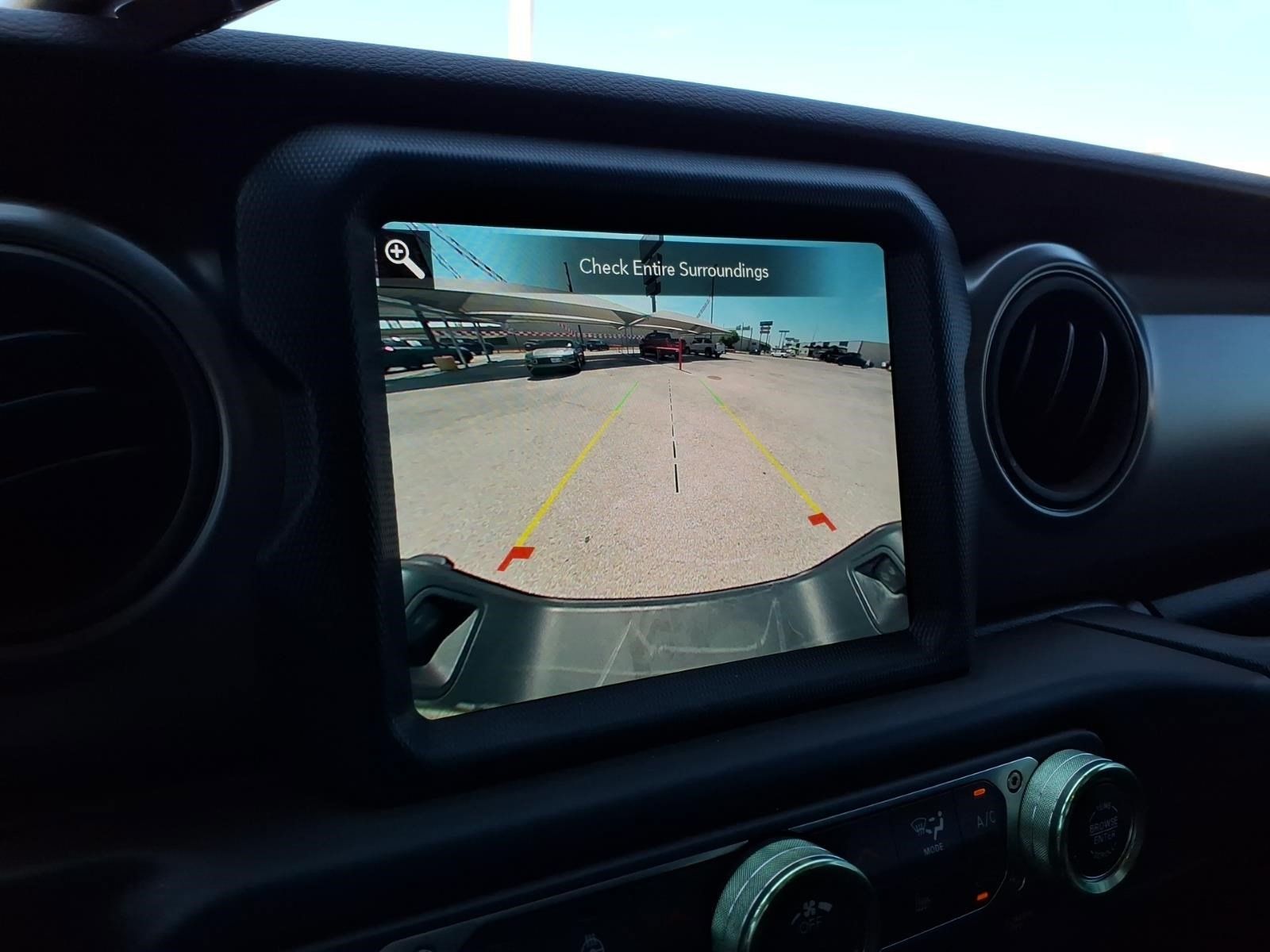 Used 2023 Jeep Gladiator Sport AWD/4WD image 20