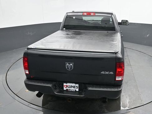 Used 2016 RAM 1500 Express image 29