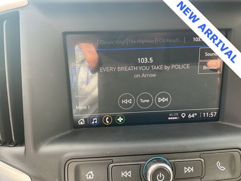 Used 2023 GMC Terrain SLE w/ Driver Convenience Package image 14