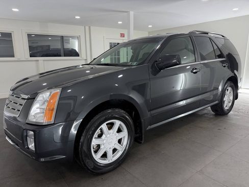 Used 2005 Cadillac SRX w/ Preferred Equipment Group AWD/4WD image 2