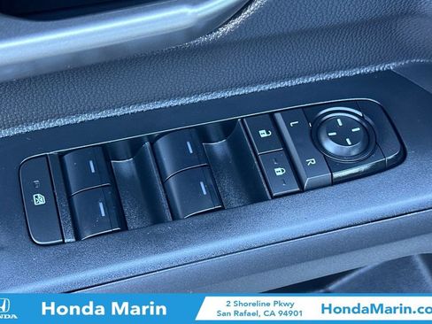 Used 2024 Toyota Tacoma TRD Off-Road image 14