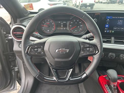 Used 2024 Chevrolet Trax RS w/ Driver Confidence Package image 21