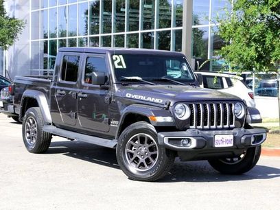 Used 2021 Jeep Gladiator Overland w/ Popular Equipment Package