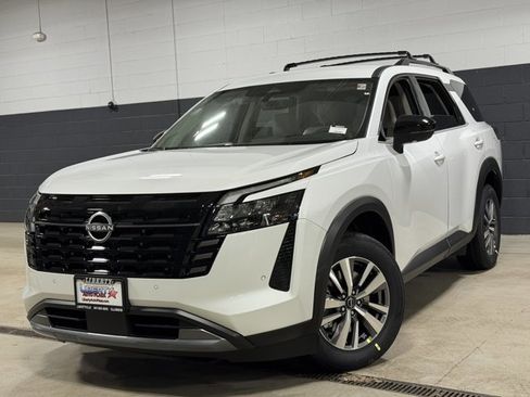 New 2026 Nissan Pathfinder SL image 37