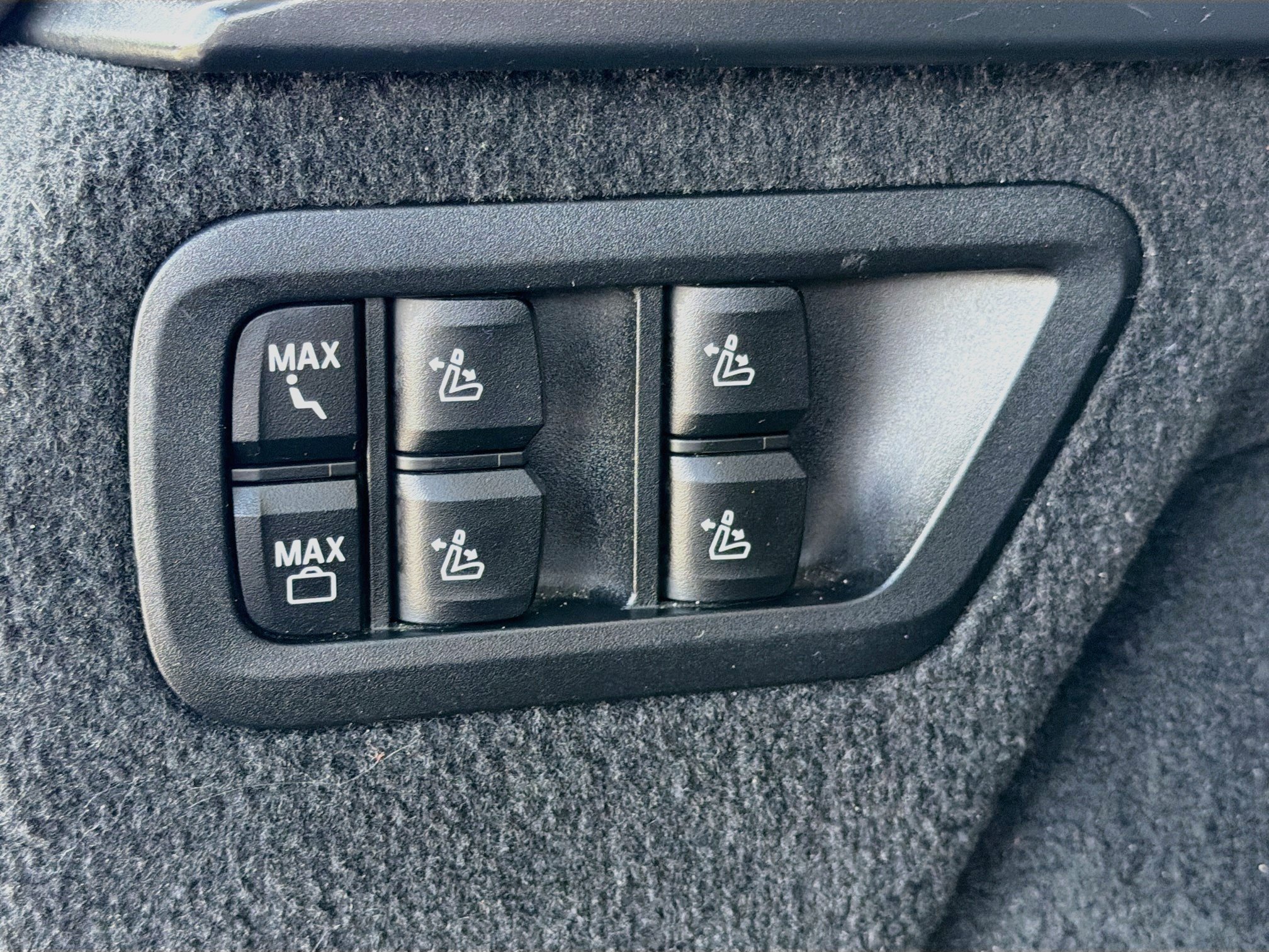 Used 2023 BMW X7 xDrive40i AWD/4WD image 13