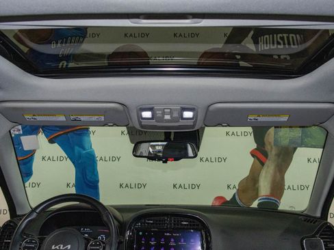 Used 2024 Kia Soul GT-Line FWD image 14