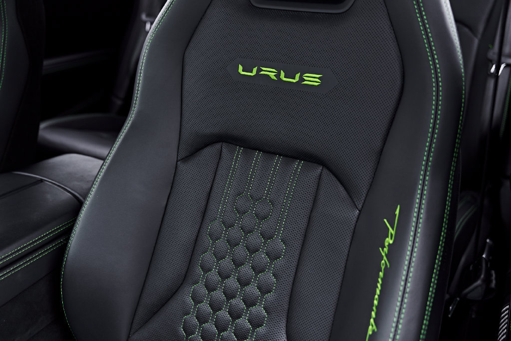 Used 2023 Lamborghini Urus Performante AWD/4WD image 64