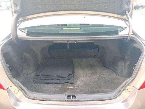 Used 2017 Toyota Camry XSE image 28