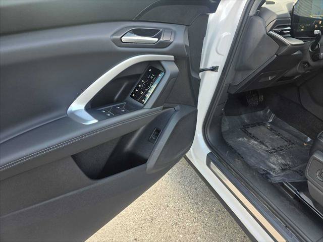 Used 2025 Audi Q5 Premium w/ Convenience Package AWD/4WD image 23