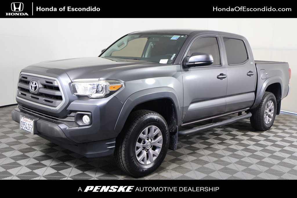 Used 2017 Toyota Tacoma SR5 w/ SR5 Appearance Package (SM) RWD image 1
