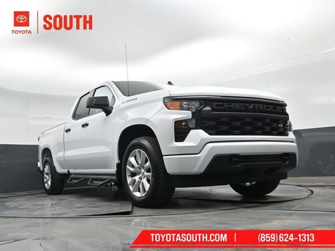 Used 2022 Chevrolet Silverado 1500 Custom AWD/4WD image 37