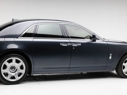 Used 2010 Rolls-Royce Ghost RWD image 37